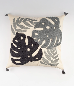 Punch Nakışlı Deve Tabanı Motifli Kırlent Kılıfı