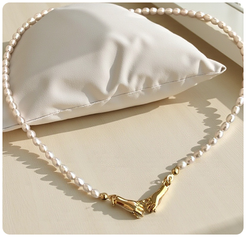 Doğal İnci Eller Kolye