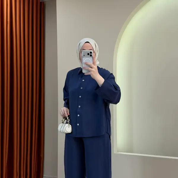 Instagram: lacivert Luna gömlek takım