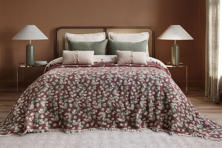 Bloom Menekşe 7 Katlı Yorgan — Mürdüm yüzü